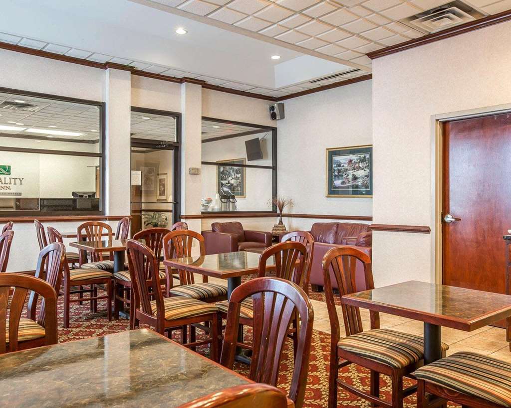 Quality Inn Suwanee I-85 Restaurant photo